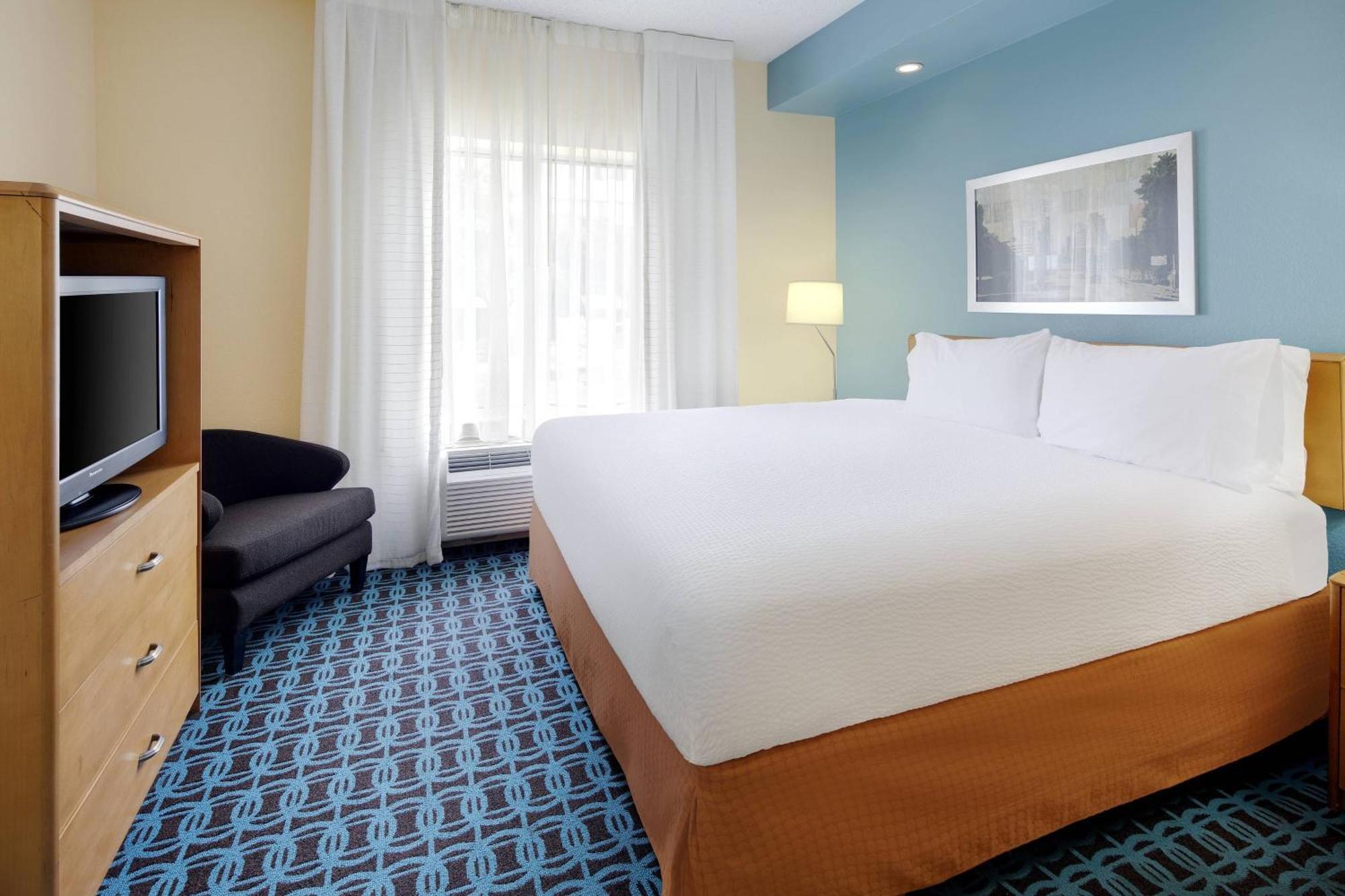 Fairfield Inn & Suites Austin University Area Bagian luar foto